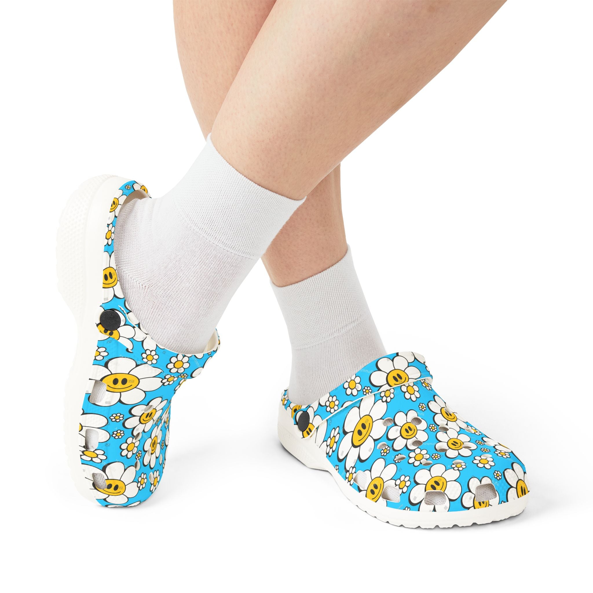 Cheerful Flower Pattern EVA Foam Shoes, Comfortable Garden Clogs, Lightweight Summer Footwear, Fun Outdoor Slip-Ons, Gift for Flower Lovers
